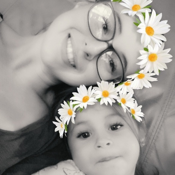 Meet your Posher, Victoria - Picture 2 of 2